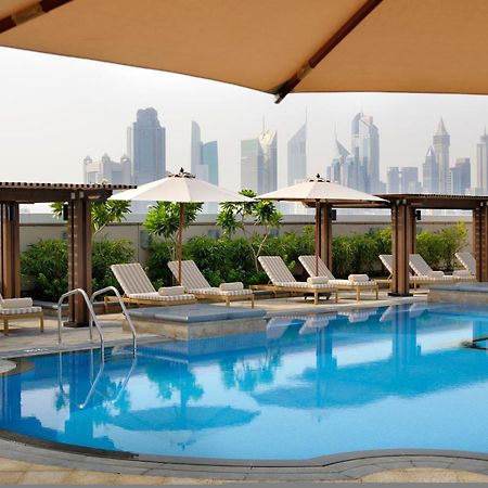 Crowne Plaza - Dubai Jumeirah By Ihg Exterior photo Rooftop pool