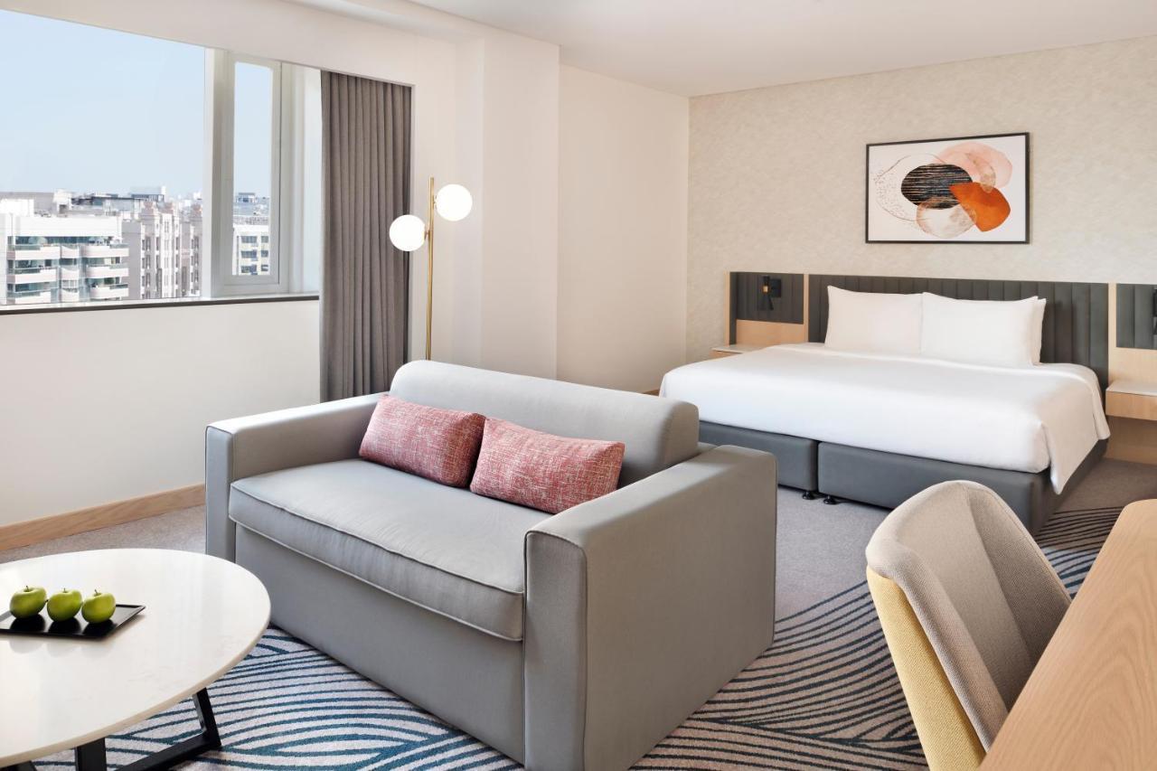 Crowne Plaza - Dubai Jumeirah By Ihg Exterior photo