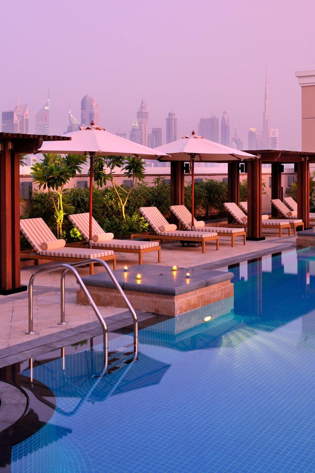 Crowne Plaza - Dubai Jumeirah, An Ihg Hotel Exterior photo